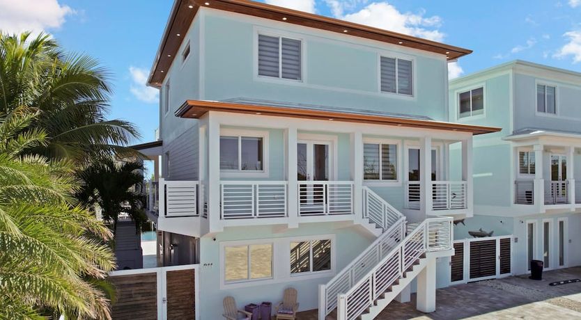 Photo of On the Ocean's Shore