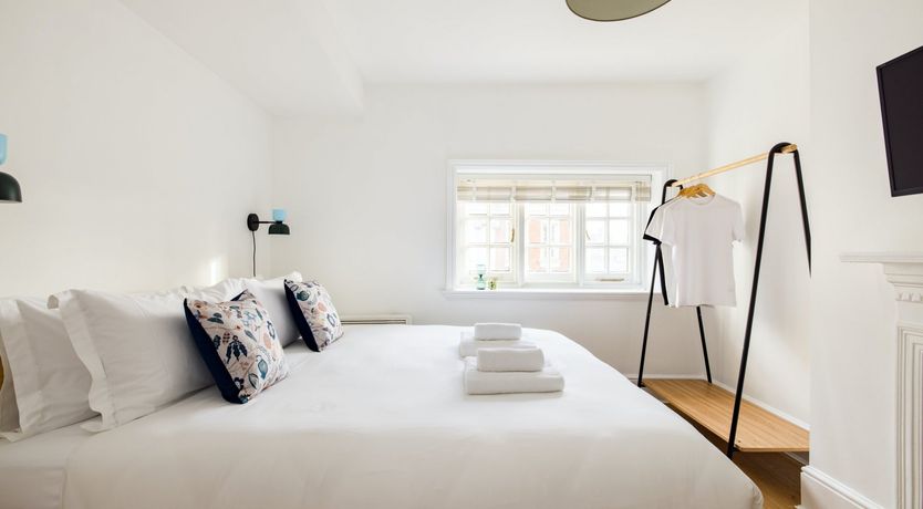 Photo of The Little Green Bird