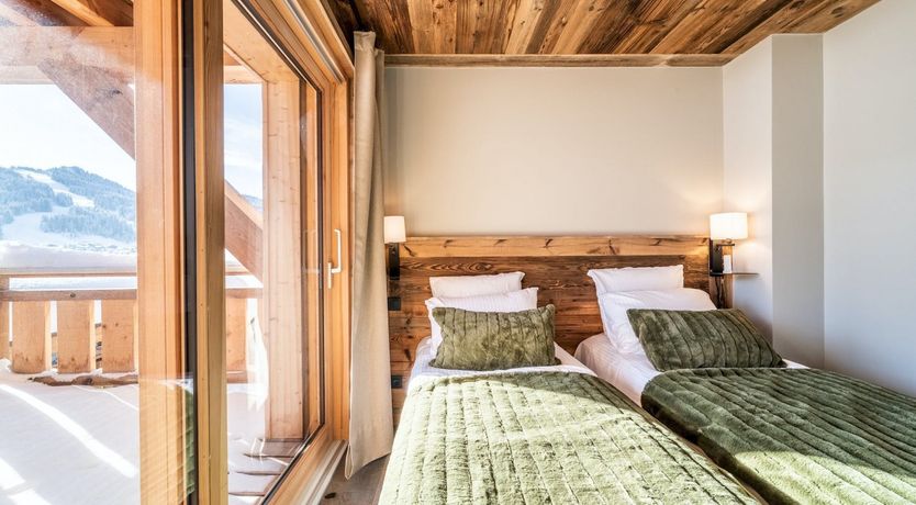 Photo of The Snowman's Song