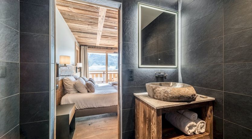 Photo of The Snowman's Song