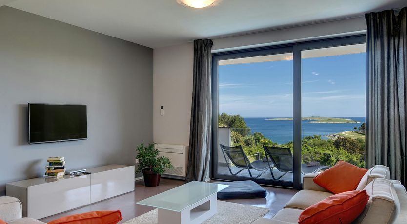 Photo of Breathe in the Sea