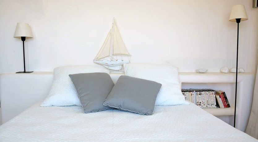 Photo of Harbouring Love