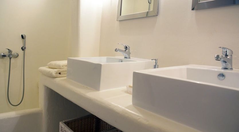 Photo of Harbouring Love