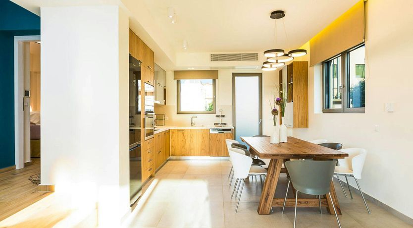 Photo of Thyme & Lemon