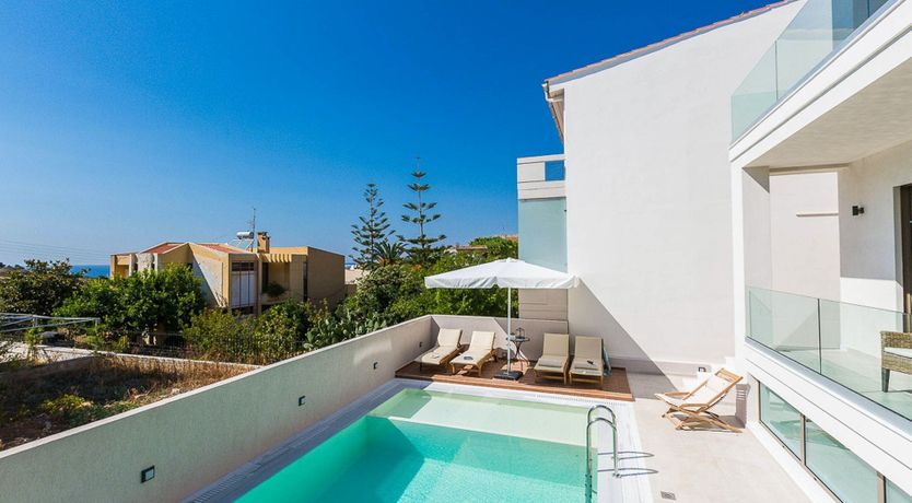 Photo of Thyme & Lemon