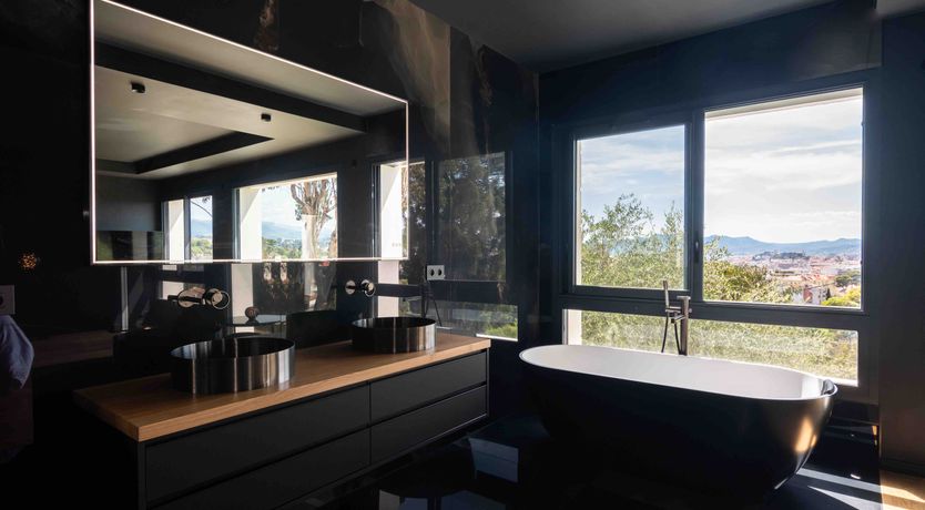 Photo of The Rosewood