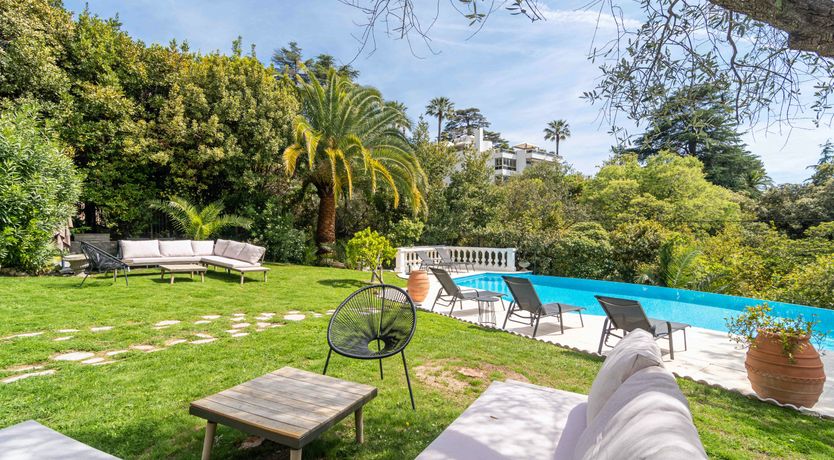 Photo of The Rosewood