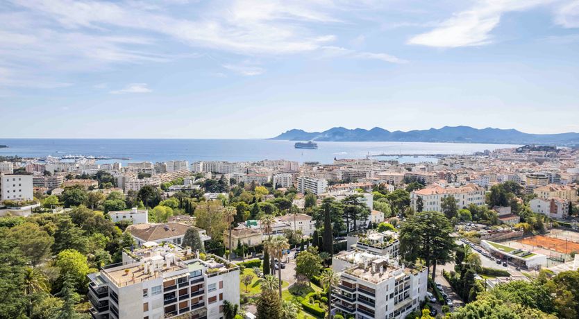 Photo of The Rosewood