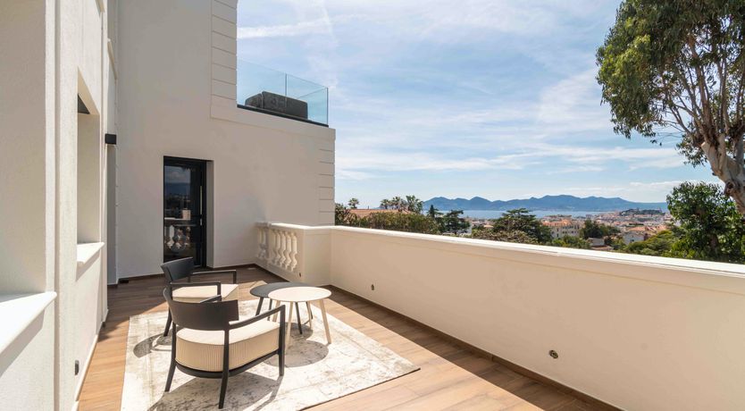 Photo of The Rosewood