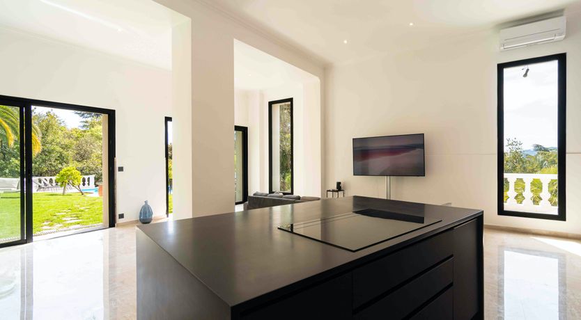 Photo of The Rosewood