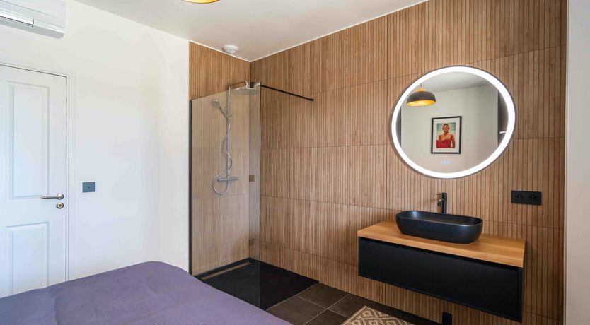 Photo of The Rosewood