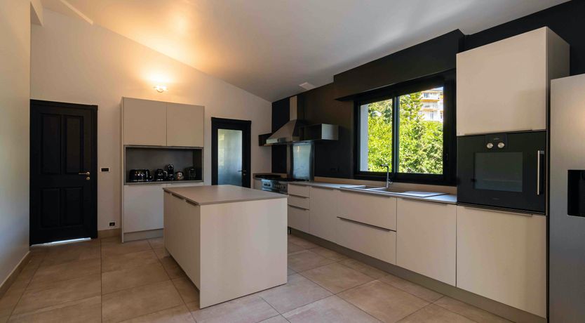 Photo of The Rosewood