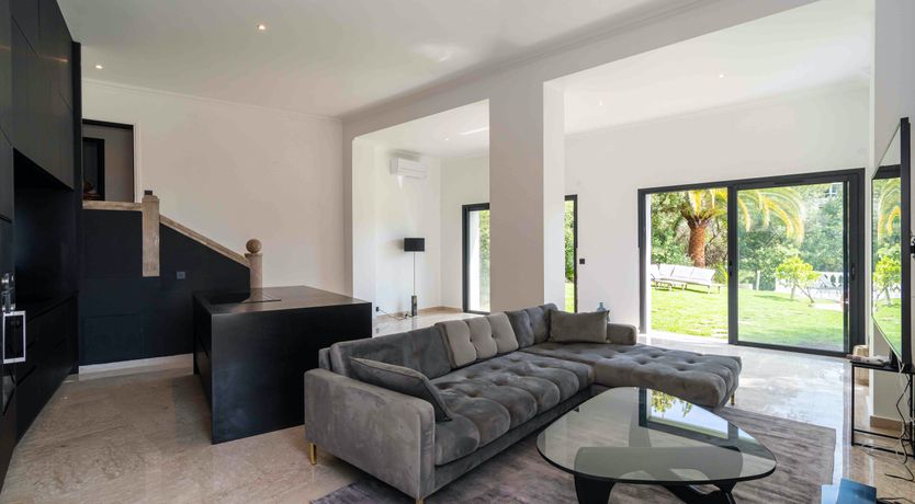 Photo of The Rosewood