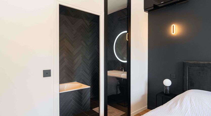 Photo of The Rosewood