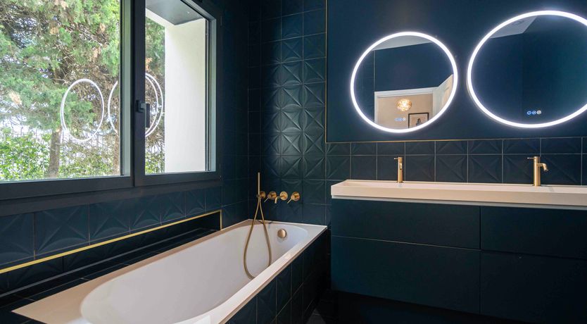 Photo of The Rosewood