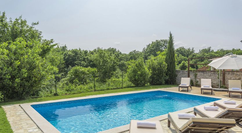 Photo of Stork's House