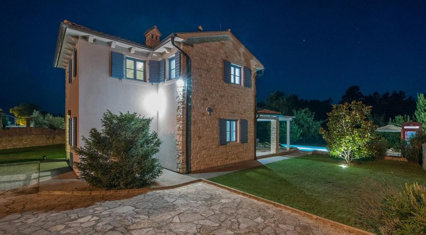 Photo of Stork's House