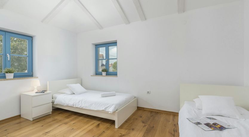 Photo of Stork's House