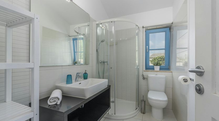 Photo of Stork's House