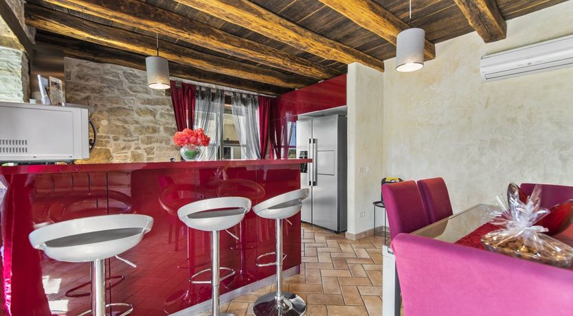 Photo of The Vine's Path