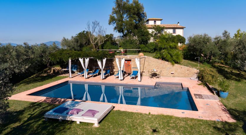 Photo of Umberto Hills