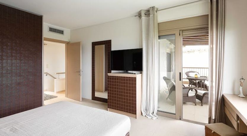 Photo of Hand of Apollo