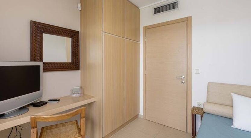 Photo of Hand of Apollo