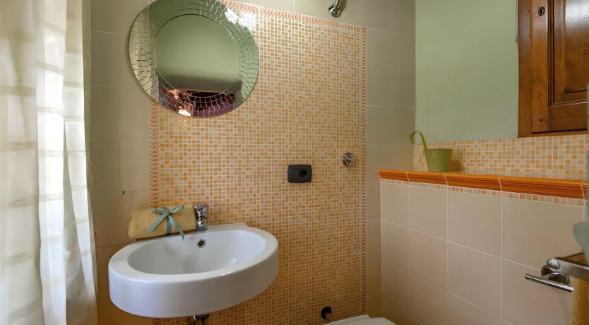 Photo of Tuscan Wedge