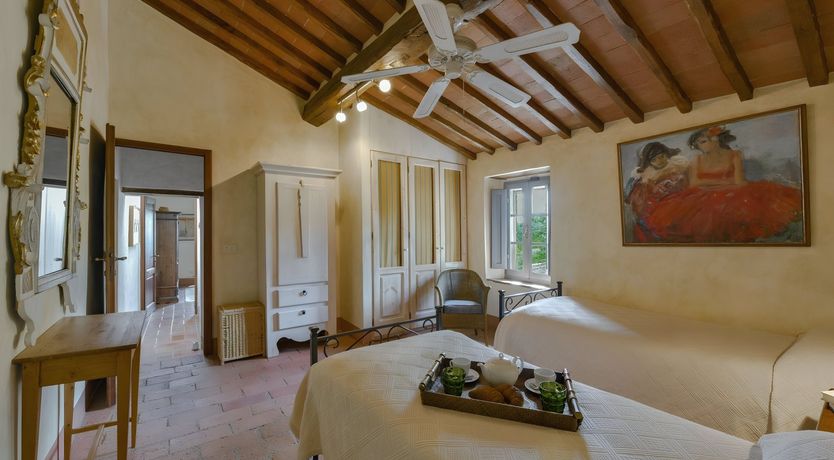 Photo of Chianti Belle