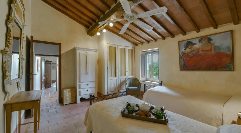 Photo of Chianti Belle