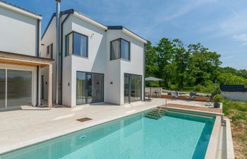 Boast & Rally Holiday Home
