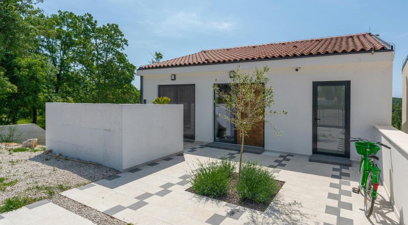 Photo of Boast & Rally