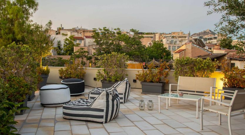 Photo of Orphic Oasis