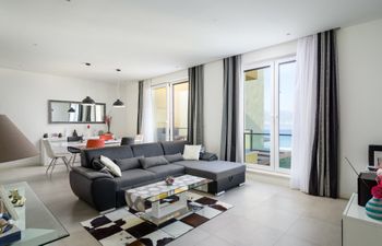 Galileo's Planet Holiday Home