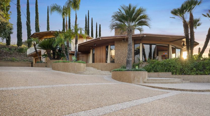 Photo of The Mountain Home