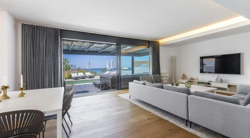 Photo of Sea of Honey