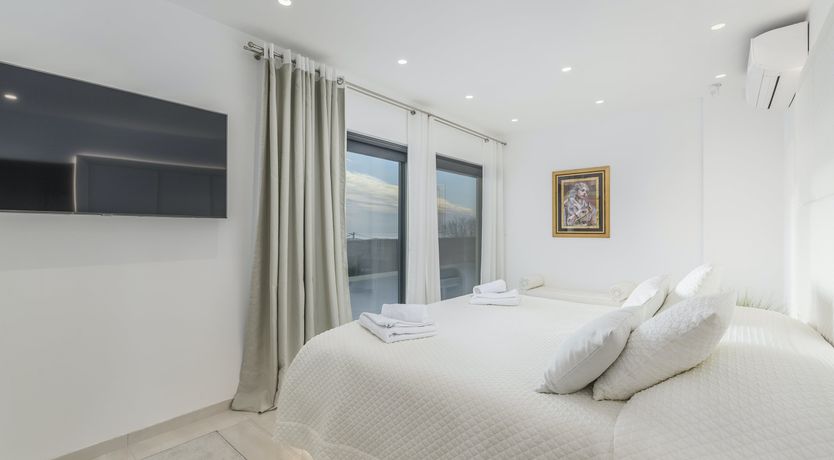 Photo of Sultans of Heart