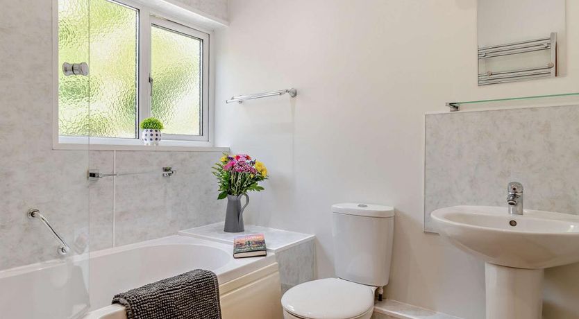 Photo of 2 Bed in Ashbourne