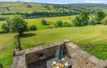 in Richmond (92772) Holiday Cottage