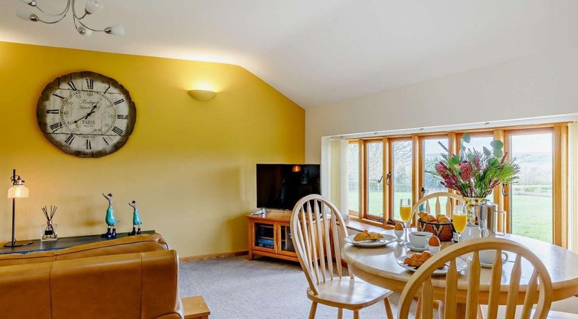 Photo of 2 Bed in Wyke