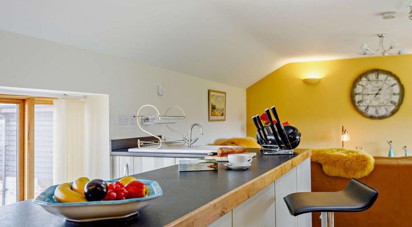 Photo of 2 Bed in Wyke