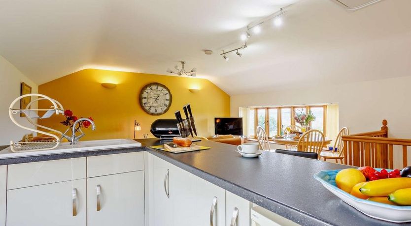 Photo of 2 Bed in Wyke