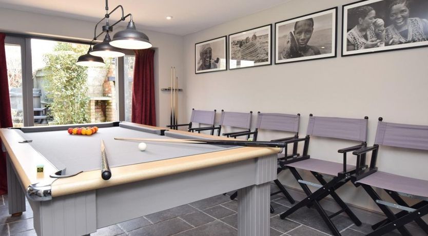 Photo of 4 Bed in Sway