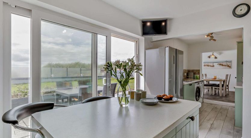 Photo of 3 Bed in Burnham-on-sea