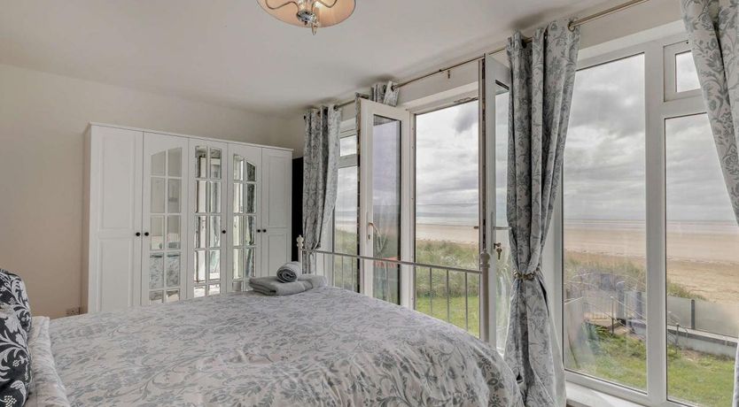 Photo of in Brean (92964)