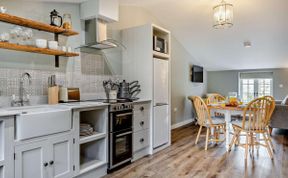 Photo of in Barnstaple 5mls N (93024)