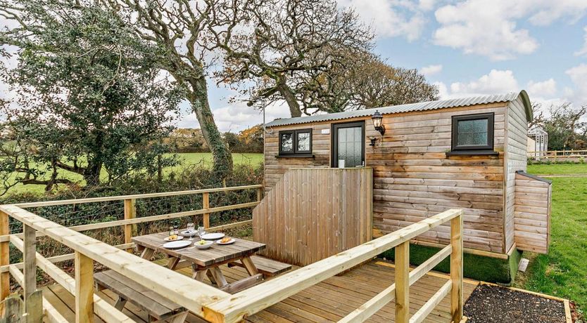 Photo of Log Cabin in West Cornwall