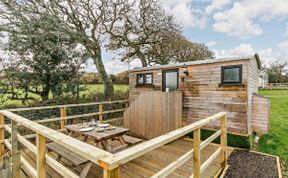 Photo of Log Cabin in West Cornwall