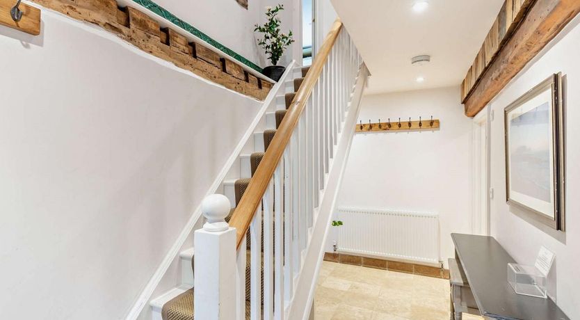 Photo of 4 Bed in Cleveley