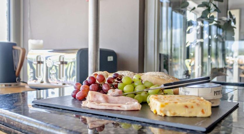 Photo of 11 Bed in Llandre